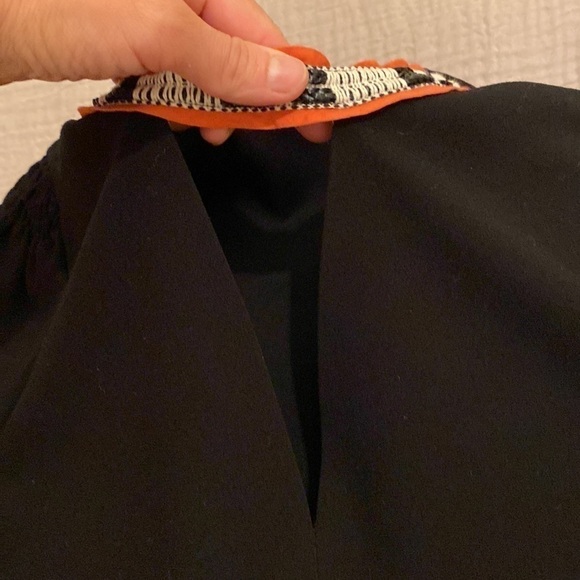 Maje beautiful black blouse in very good condition. Size 2 - Picture 11 of 12